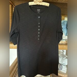 Gap Henley Top Black